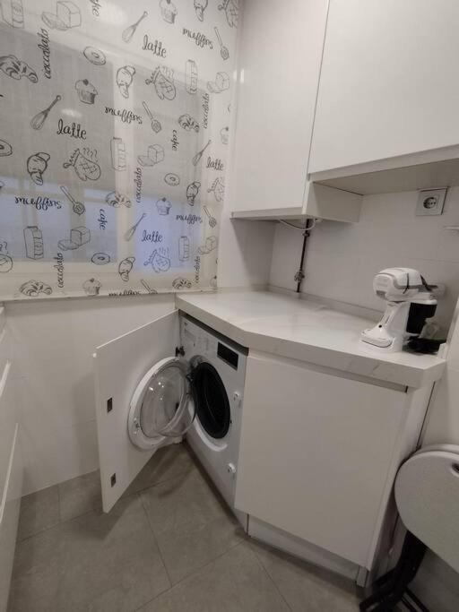 Apartamento En Jerez 3 Dormitorios Y 2 Banos Jerez de la Frontera Exterior foto